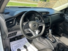 Used 2020  Nissan Rogue 4d SUV AWD SV at Clutts Auto Sales near Hazard, KY