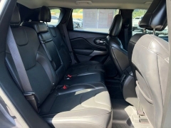 Used 2019  Jeep Cherokee 4d SUV 4WD Limited 2&period;0L Turbo at Clutts Auto Sales near Hazard&comma; KY