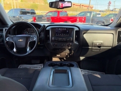 Used 2017  Chevrolet Silverado 1500 4WD Crew Cab LT at Clutts Auto Sales near Hazard&comma; KY