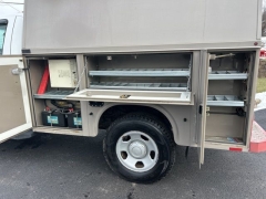 Used 2008  Ford Super Duty F-350 4WD Reg Cab XL SRW at Clutts Auto Sales near Hazard&comma; KY