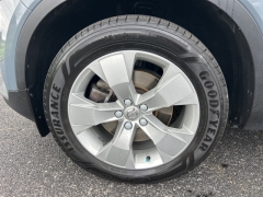 Used 2022 Volvo XC40 T5 AWD Momentum at Clutts Auto Sales near Hazard, KY