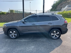 Used 2019 Jeep Cherokee 4d SUV 4WD Limited 3.2L at Clutts Auto Sales near Hazard, KY
