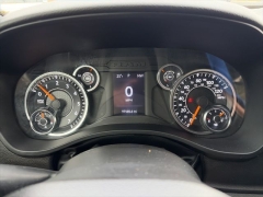 Used 2022  Ram 1500 4WD Tradesman Crew Cab 6'4" Box at Clutts Auto Sales near Hazard&comma; KY