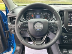 Used 2020 Jeep Cherokee 4d SUV 4WD Trailhawk 3.2L at Clutts Auto Sales near Hazard, KY