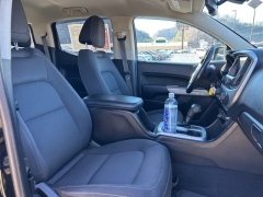 Used 2021  Chevrolet Colorado 4WD Crew Cab 128" LT at Clutts Auto Sales near Hazard&comma; KY