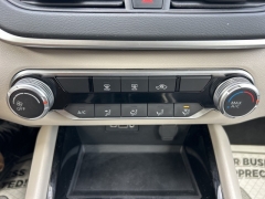 Used 2021  Nissan Altima 2&period;5 SV Sedan at Clutts Auto Sales near Hazard&comma; KY