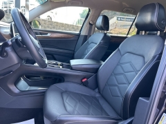 Used 2024 Volkswagen Atlas 2.0T SE w/Technology 4MOTION at Clutts Auto Sales near Hazard, KY