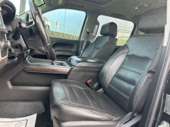 Used 2019 GMC Sierra 3500 4WD Crew Cab Denali DRW at Clutts Auto Sales near Hazard, KY