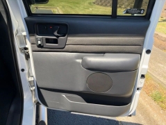 Used 2003  GMC Sonoma Pickup 4WD Crew Cab ZR5 at Clutts Auto Sales near Hazard&comma; KY