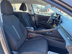 Used 2024  Hyundai Elantra SE IVT at Clutts Auto Sales near Hazard&comma; KY