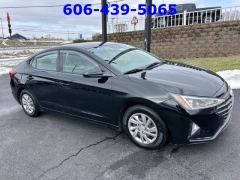 Used 2019  Hyundai Elantra 4d Sedan SE Auto at Clutts Auto Sales near Hazard&comma; KY