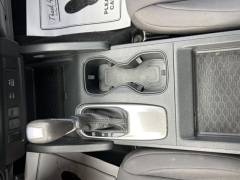 Used 2022  Nissan Frontier Crew Cab 4x4 S Auto at Clutts Auto Sales near Hazard, KY