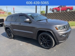 Used 2020  Jeep Grand Cherokee 4d SUV 2WD Laredo at Clutts Auto Sales near Hazard&comma; KY