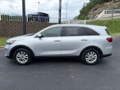 Used 2019  Kia Sorento 4d SUV FWD L at Clutts Auto Sales near Hazard&comma; KY