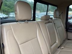 Used 2019  Ford F-150 4WD SuperCrew Lariat 5 1&sol;2 at Clutts Auto Sales near Hazard&comma; KY