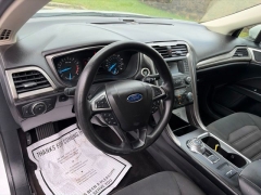 Used 2017  Ford Fusion 4d Sedan SE 2&period;5L at Clutts Auto Sales near Hazard&comma; KY