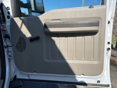 Used 2008  Ford Super Duty F-350 4WD Reg Cab XL SRW at Clutts Auto Sales near Hazard&comma; KY
