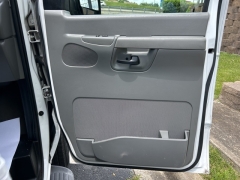 Used 2006 Ford Econoline Wagon E350 Ext Wagon Super XL at Clutts Auto Sales near Hazard, KY
