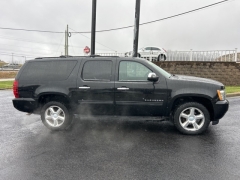 Used 2011  Chevrolet Suburban 1500 SUV 4WD LS at Clutts Auto Sales near Hazard, KY
