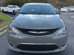 Used 2020  Chrysler Pacifica 4d Wagon Touring at Clutts Auto Sales near Hazard, KY