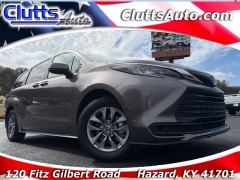 Used 2023  Toyota Sienna LE FWD 8-Passenger at Clutts Auto Sales near Hazard&comma; KY