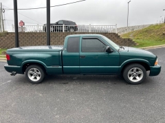 Used 1998  GMC Sonoma Pickup 2WD Ext Cab SLS at Clutts Auto Sales near Hazard&comma; KY
