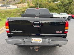 Used 2004  GMC Sierra 2500 4WD Crew Cab HD at Clutts Auto Sales near Hazard&comma; KY