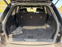 Used 2021  Jeep Grand Cherokee Laredo X 4x4 at Clutts Auto Sales near Hazard&comma; KY