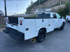 Used 2022 Ram 3500 Cab-Chassis 4WD Tradesman Crew Cab 60" CA 172.4" WB at Clutts Auto Sales near Hazard, KY