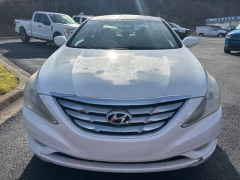 Used 2013  Hyundai Sonata 4d Sedan GLS at Clutts Auto Sales near Hazard&comma; KY