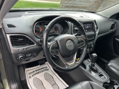 Used 2019  Jeep Cherokee 4d SUV FWD Latitude Plus 2.4L at Clutts Auto Sales near Hazard, KY