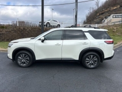 Used 2022  Nissan Pathfinder SV 4WD at Clutts Auto Sales near Hazard&comma; KY