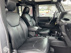 Used 2018  Jeep Wrangler JK Unlimited 4d SUV 4WD Sahara Altitude at Clutts Auto Sales near Hazard&comma; KY