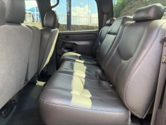 Used 2005  Chevrolet Silverado 3500 4WD Crew Cab Work Truck SRW at Clutts Auto Sales near Hazard&comma; KY
