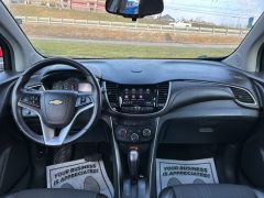 Used 2020  Chevrolet Trax 4d SUV AWD LT at Clutts Auto Sales near Hazard&comma; KY