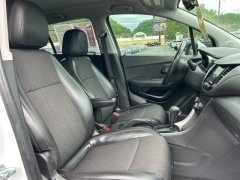 Used 2019 Chevrolet Trax 4d SUV FWD LT at Clutts Auto Sales near Hazard, KY