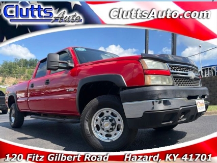 Used 2005 Chevrolet Silverado 3500 4WD Crew Cab Work Truck SRW at Clutts Auto Sales near Hazard, KY