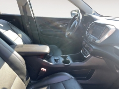 Used 2024  GMC Terrain FWD 4dr SLT at Raceway Motors near Lufkin, TX