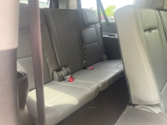 Used 2018  Chevrolet Suburban 4d SUV RWD LT at Raceway Motors near Lufkin&comma; TX