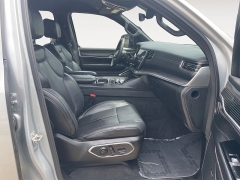 Used 2024  Jeep Wagoneer Series II 4x2 at Raceway Motors near Lufkin&comma; TX