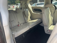 Used 2021  Chrysler Pacifica Touring L FWD at Raceway Motors near Lufkin&comma; TX