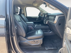 Used 2024  Ford Expedition XLT 4x4 at Raceway Motors near Lufkin&comma; TX