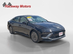 Used 2025  Hyundai Sonata Hybrid SEL FWD at Raceway Motors near Lufkin&comma; TX