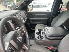 Used 2024  Ram 1500 Classic 2WD Warlock Crew Cab 5'7" Box at Raceway Motors near Lufkin&comma; TX
