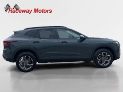 Used 2025  Chevrolet Trax FWD 4dr LT at Raceway Motors near Lufkin&comma; TX