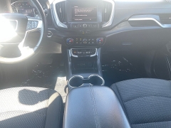 Used 2022  GMC Terrain FWD 4dr SLE at Raceway Motors near Lufkin&comma; TX