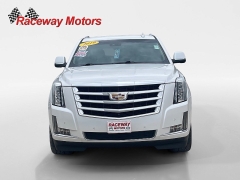 Used 2019  Cadillac Escalade 4d SUV RWD Luxury at Raceway Motors near Lufkin&comma; TX