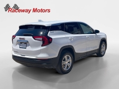Used 2024  GMC Terrain FWD 4dr SLE at Raceway Motors near Lufkin&comma; TX