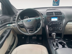 Used 2018  Ford Explorer 4d SUV FWD XLT at Raceway Motors near Lufkin&comma; TX