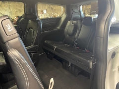 Used 2025  Chrysler Pacifica Select FWD at Raceway Motors near Lufkin&comma; TX